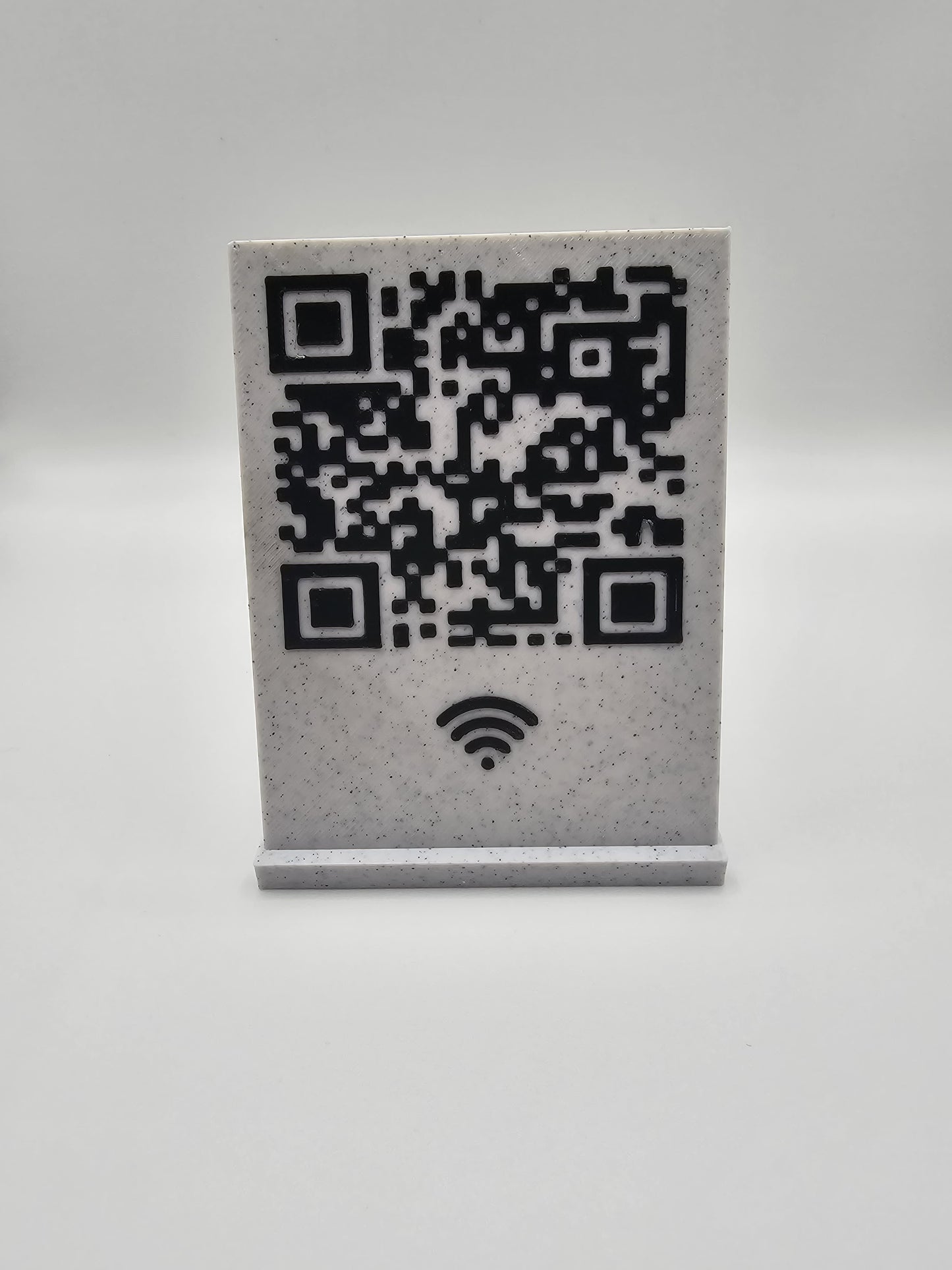Personalisierter QR Code Aufsteller