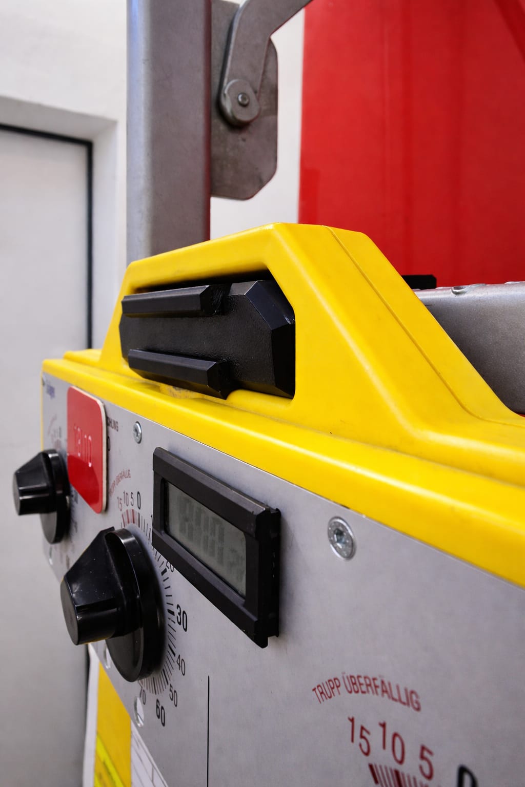 Aufhängung für Atemschutzüberwachungstafel