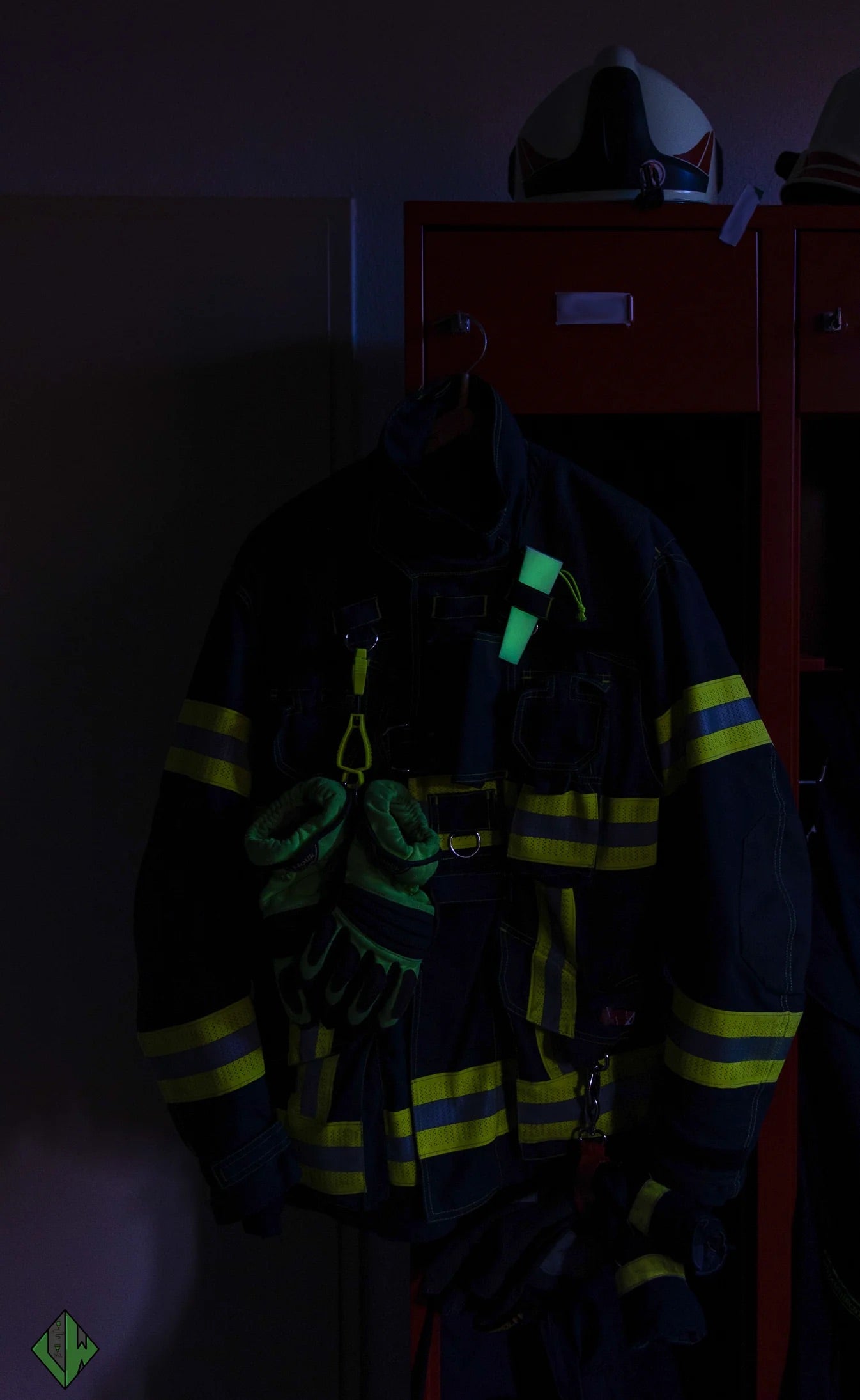 Feuerwehrkeil nachtleuchtend
