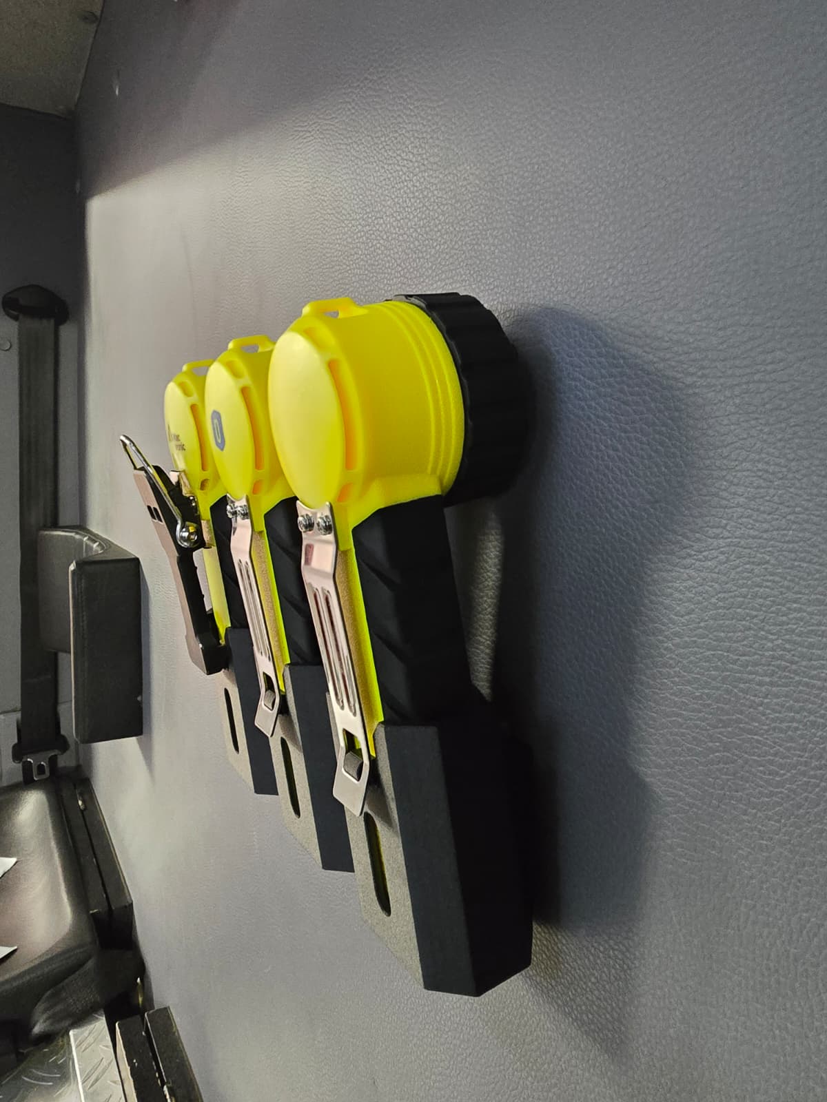 Wandhalterung für Einsatzlampen
